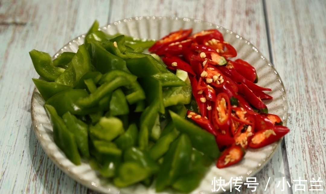 红柿子椒|只花5元,却比肉还香,全家爱吃,强身健体,抵抗春季感冒高发
