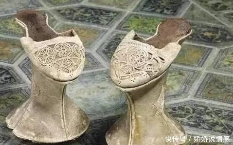 历史上4大奇葩鞋子: 图二是有钱人穿, 最后一双如今却无人敢穿!