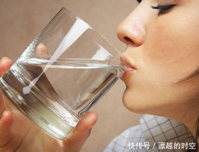 身体|只喝烧开的自来水，不喝桶装水、不买矿泉水，身体最后会咋样
