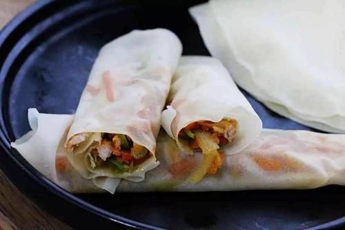 动动手，万能饺子皮，变成4种小零食，好吃得不得了