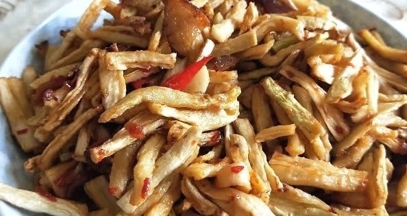 刮油|老妈晒了10斤它,称为“刮油高手”,小肚子平坦,衣服只穿S码