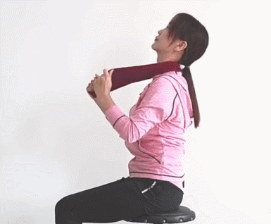 颈椎病|颈椎病有10个等级,医生:每天3个黄金动作,自我锻炼,颈肩轻松