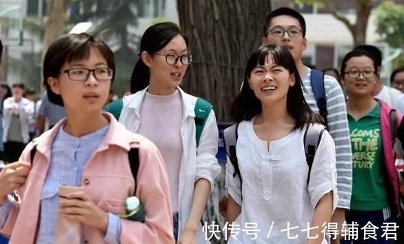 心理健康|上补习班VS不上补习班的学生,差距不止一点,看看“学霸”便知