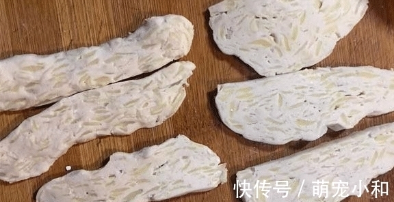 自从学会做这个，我家隔三差五吃，拌一拌上锅一蒸，蘸着料吃，老香了