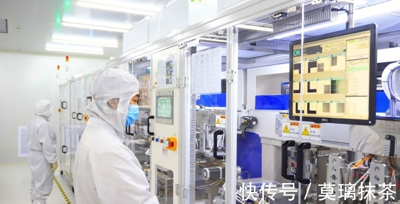 纳米|取代光刻机!又一芯片制造新技术诞生,可量产5nm芯片?