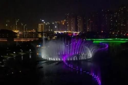 中年|久等了！梅溪湖音乐喷泉，回归了！