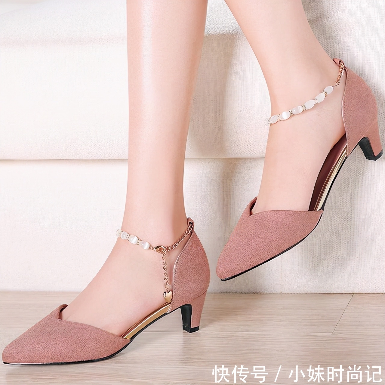 一字扣 今年大火的猫跟鞋,穿出自信女神范,无视场合惊艳四座