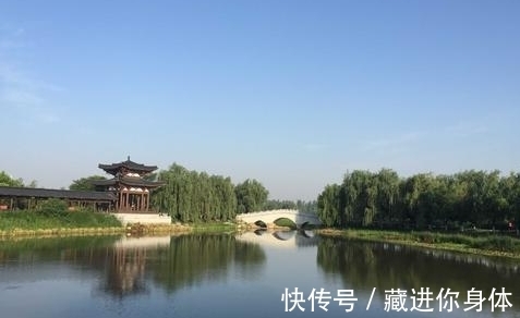 银辉$晁补之的一首名作，浑然一体，又襟怀宽广，令人赏心悦目