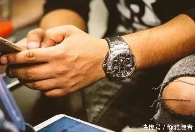 仪表不凡说表男士佩戴手表的搭配技巧,众所周知却都不了解的常识