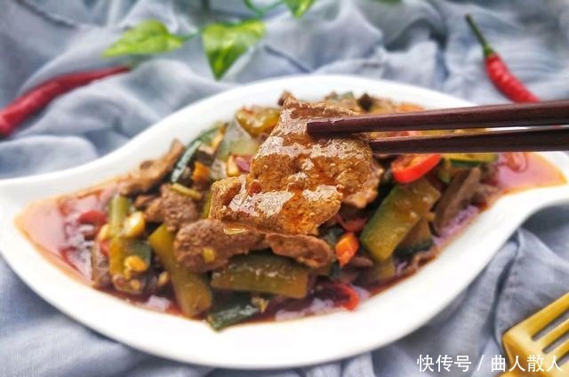 它是“眼睛保护伞”,坚持一周吃一次,护目亮眼,多做给孩子吃!