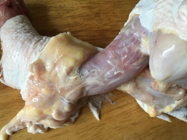 猪身上4个部位很脏，建议少吃，猪大肠排最后，榜首的很多人爱吃