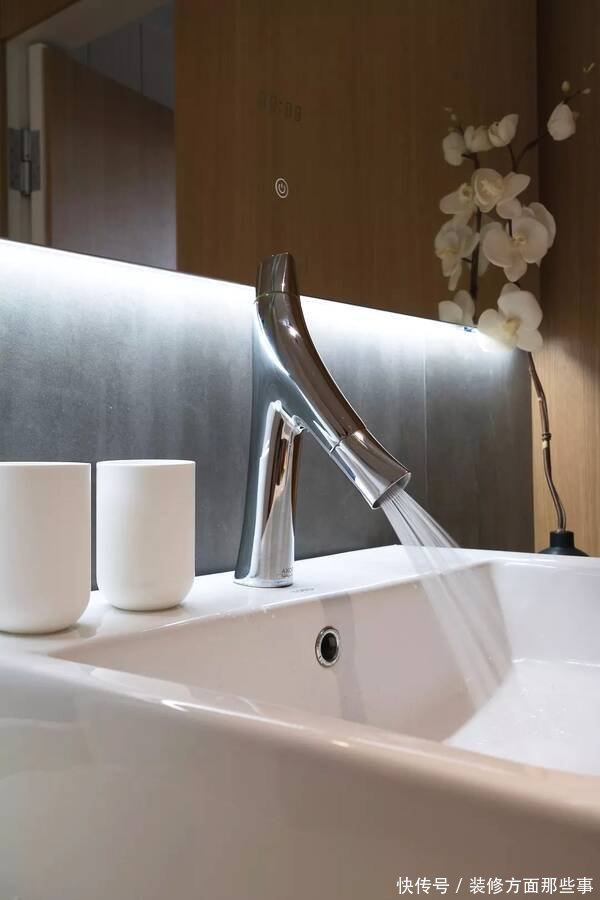 洗手台|118平简约装修 电视墙做隐形收纳真聪明!