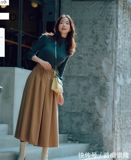 半身裙 冬天只会穿裤子?学日本博主用“半身裙”来搭配,气质大加分