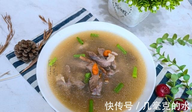 猪心汤|集市上遇到这食材别不懂吃,营养极高,用它煮汤喝,比吃羊肉汤强!