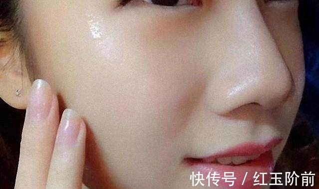 皮肤|当蜂蜜与它相遇后，睡前抹一点，一周皮肤如剥壳鸡蛋般嫩白