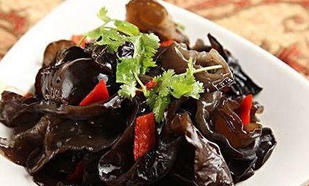 木耳科|女性担心变黄脸婆，学会吃4种食物，排毒养颜，抗衰老，滋养肌肤