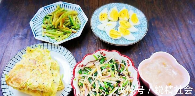 晒晒一家三口的早餐,7天不重样,每天一大桌,做法不难还好吃