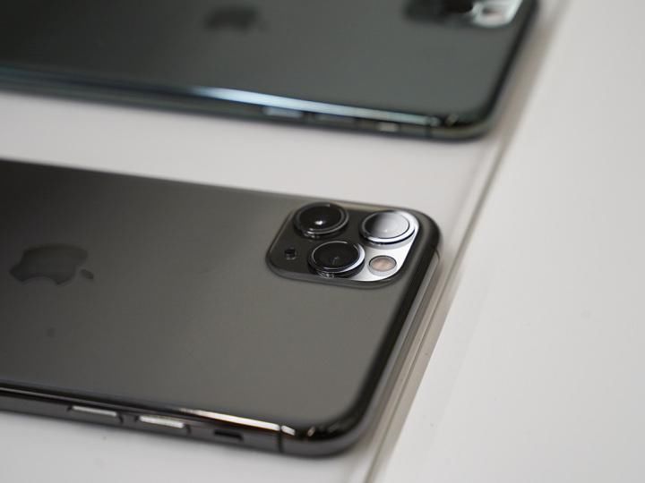 离场|苹果旧旗舰加速离场，从9599降至7599，如今也很值得入手？