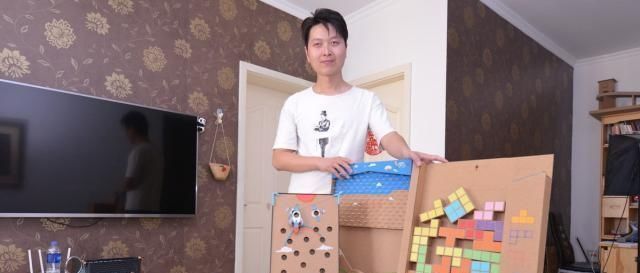 打造|吸粉无数全职爸爸为女儿打造“玩具帝国”,家里变成游乐园