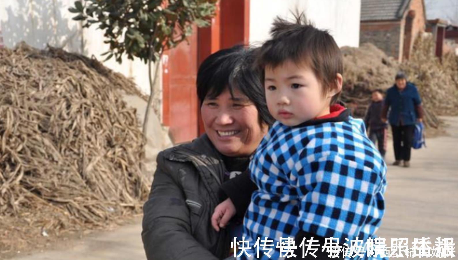 试吃|孙女不停试吃车厘子,导购员怒斥''没教养'',奶奶的回答让人无奈