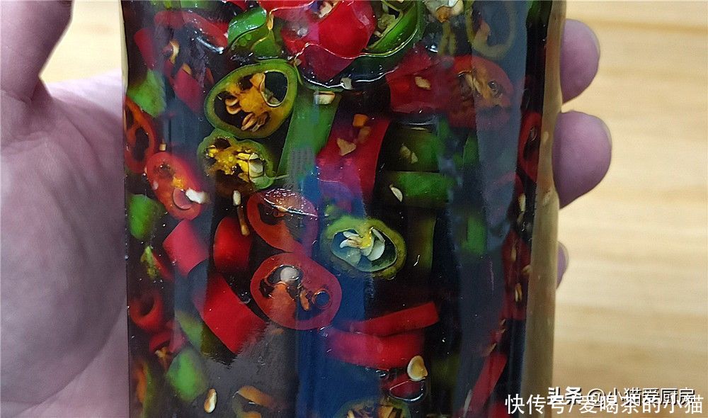 桂皮|又到了腌辣椒的季节，教你这种酱腌做法，香辣下饭，做好吃一年