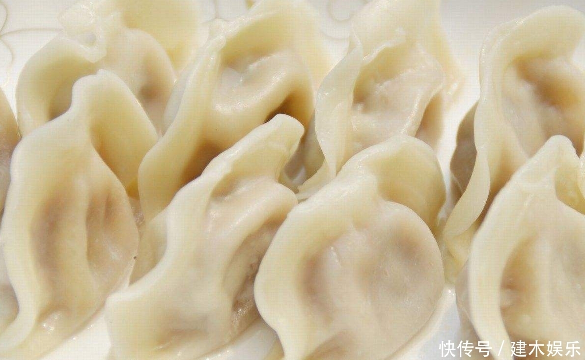 拌饺子馅时,记得加点“它”,饺子馅鲜嫩多汁更好吃