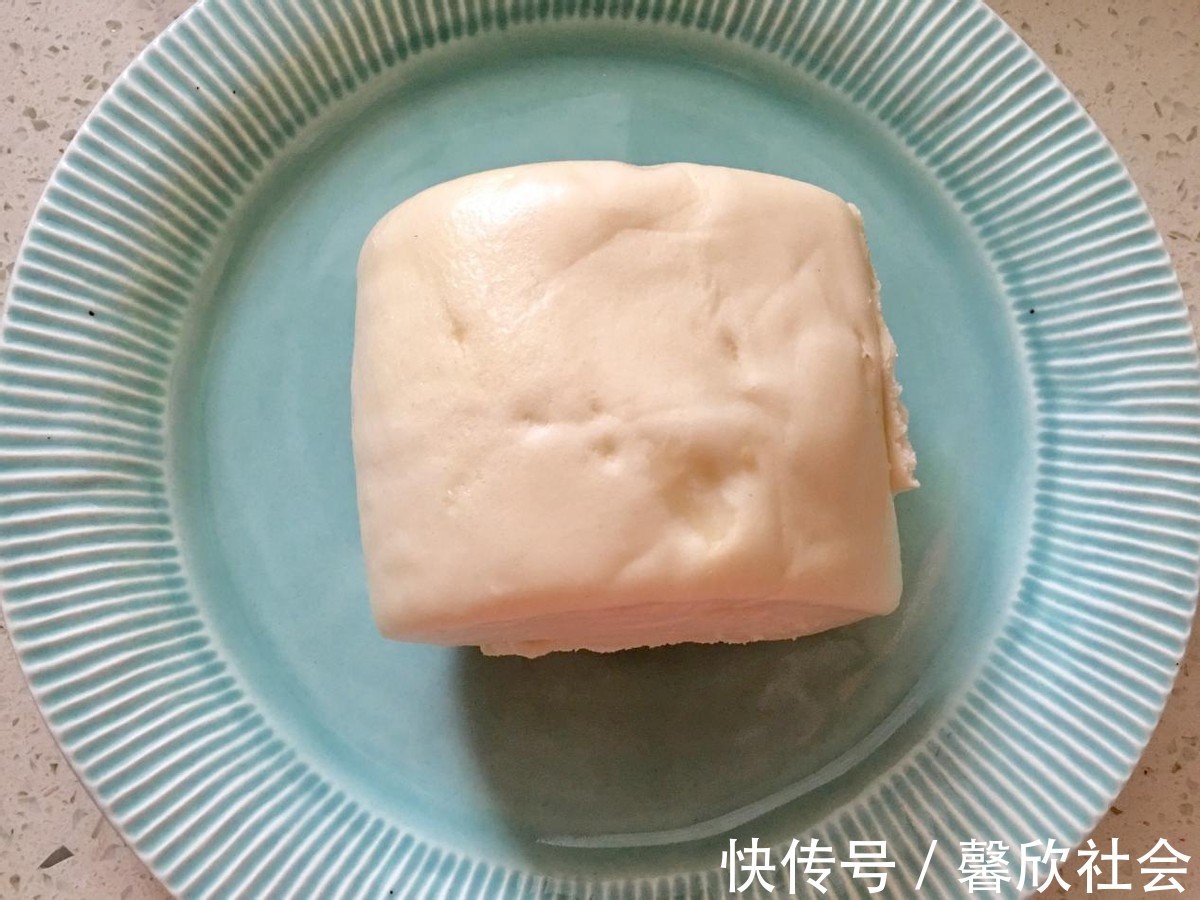 黑芝麻|吃剩的馒头别扔，搭配蛋液，做出好吃的馒头蛋饼，早餐好选择