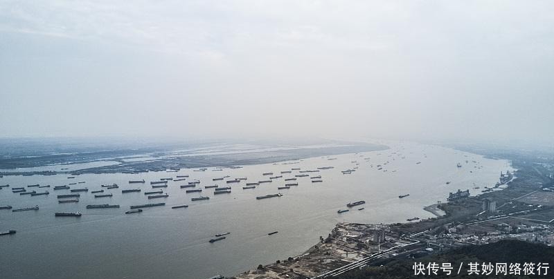 名篇|宋词怀古3大名篇,苏辛各占1篇,他只是偶尔填词,便占了1篇!