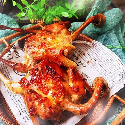 黄油|蒜香黄油烤乳鸽