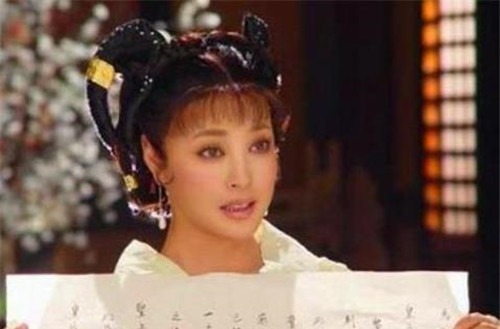 大唐|武则天登基后写下大唐第一狂诗，李白也望尘莫及，如今人人都会背