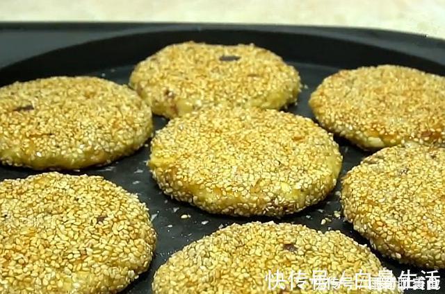 红枣|苹果别直接吃了，加上鸡蛋做成早餐饼，营养好消化，女儿最爱吃