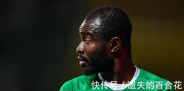 前锋|上海海港前锋胡靖航回归武汉卓尔!费内巴切相中深足外援阿奇姆彭
