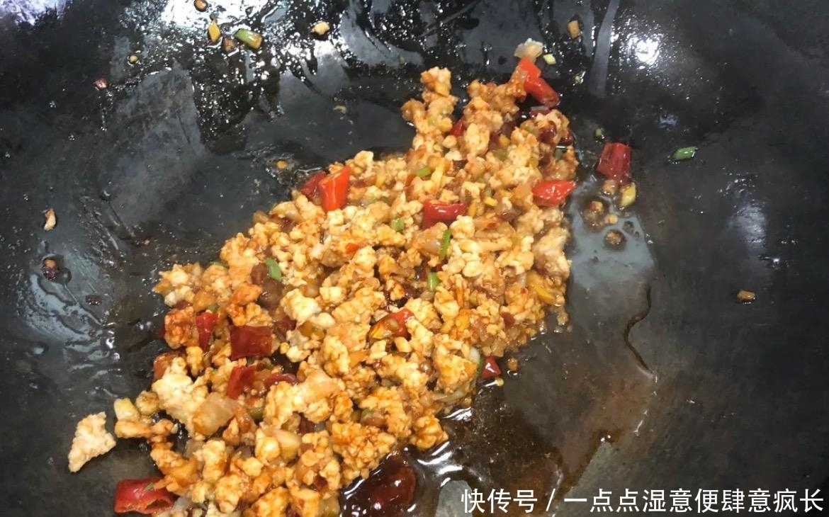 常回家看看，顺便做道菜，简单的家常菜！