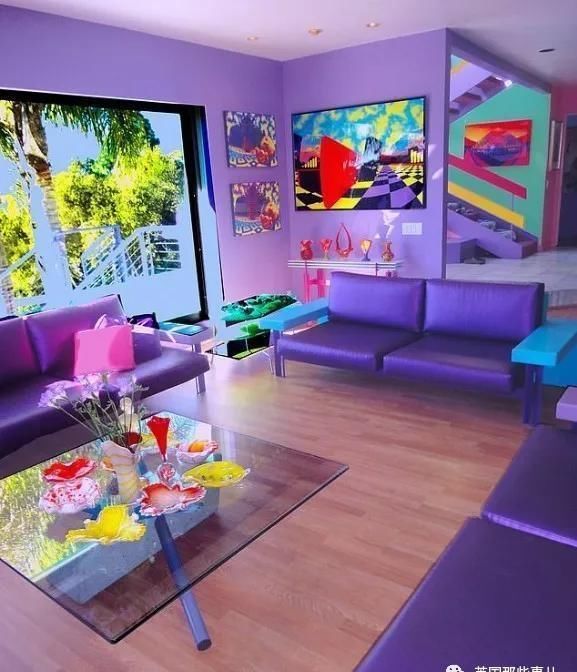 色彩|美国艺术家把自家改造成彩虹屋这色彩,意外的辣眼好看啊