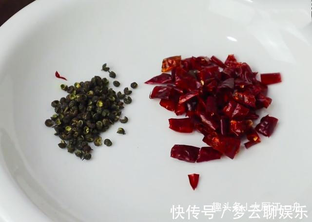 鱼片|做酸菜鱼时，很多人第一步就没做对，教正确做法，鱼片嫩滑无腥味