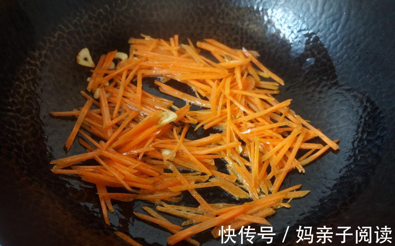 炒粉条此做法,味道鲜美很好吃,做法简单还不粘锅