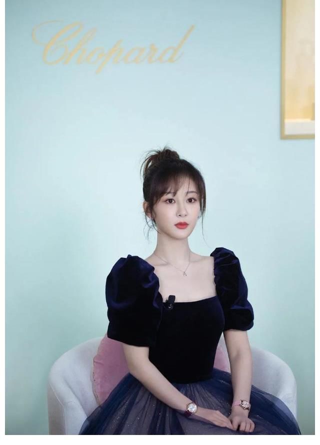 男女|「寻艺品牌星指数」榜单第218期发布!肖战、杨紫分列男女第一