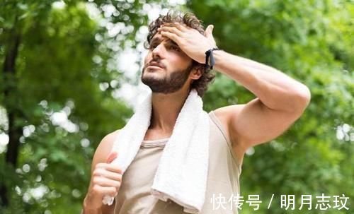 行为|跑步后有3个“行为”的人,十有八九寿命不长,希望你一个没有