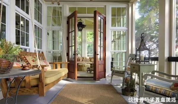 吧台|越来越多家庭在客厅和阳台之间选这些隔断,好看实用,还改善格局!