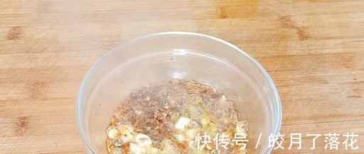 凉拌|不论凉拌什么菜,学会这个凉拌万能汁,味道瞬间堪比大厨手艺!