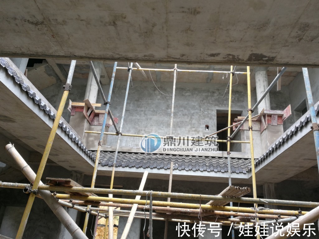 砖混|他花70万在乡下建四合院,庭院曲径幽深,堪比王府豪宅!