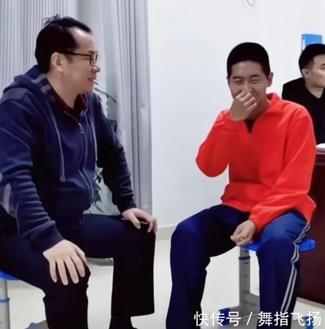 孙海洋@孙海洋谈买家!2个姐姐很无辜,孙卓仍放不下,但相信他会处理好