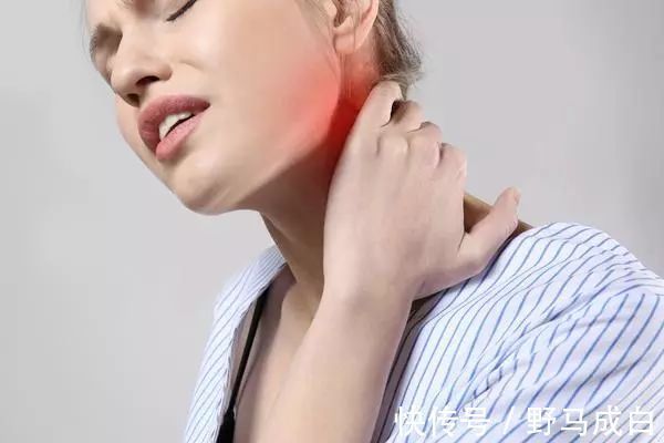 颈椎病患者|颈椎病是什么原因导致的会有哪些危害可以根治吗
