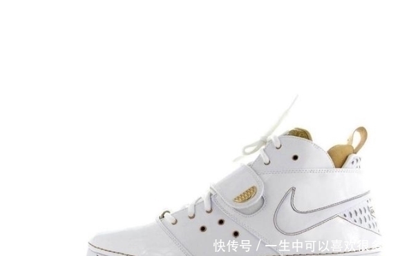 alpha “颜值不高”还叫球鞋吗?五双“潮鞋”甩给你,不仅吸引女生,连男生都着迷