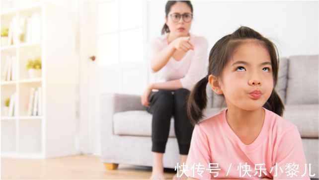 住校|白岩松:家长别让孩子住宿!过早让娃住校,伤害不是一星半点