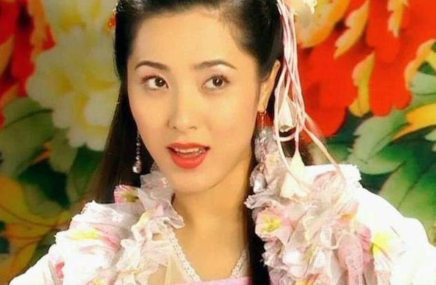 |搞笑十筒:队友直接自雷?打不过掉大分,竟让我买奶茶赔偿?