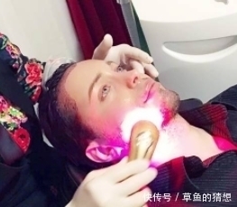 手术|男子花23万削尖耳朵漂白皮肤,每月花3万护理只为成现实中精灵
