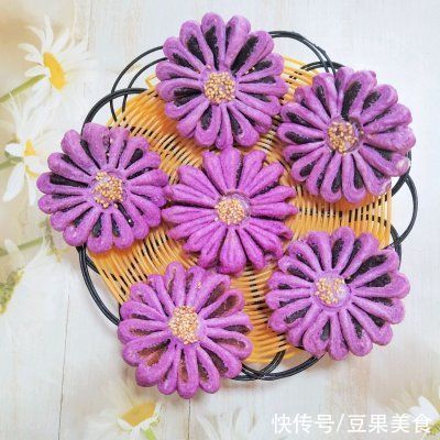 暖胃又养生,一次吃三大碗都不过瘾的紫荆花酥