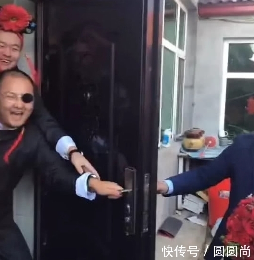 伴娘|伴郎集体被伴娘“拐跑”,留新郎风中凌乱:兄弟给点面子