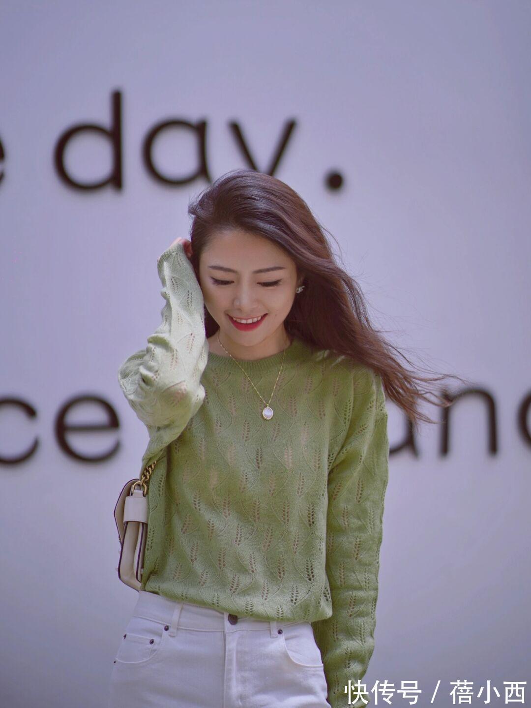 衬衫 今年还是穿“牛仔裤”最洋气,这样搭配衬衫、针织衫、毛衣,好美